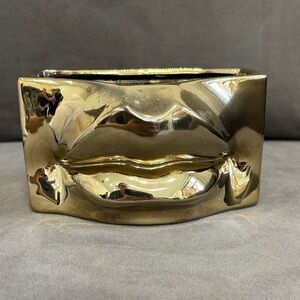 Gold Ceramic Lip Planter - Decorative Home Accent